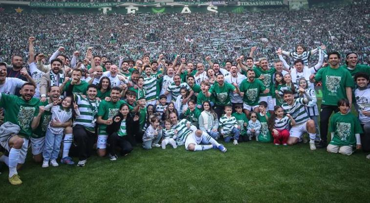 ???? Bursaspor'da 1. Lig Öncesi Tarihi Başarı: 39 Bin Kombine Tamamen Tükendi