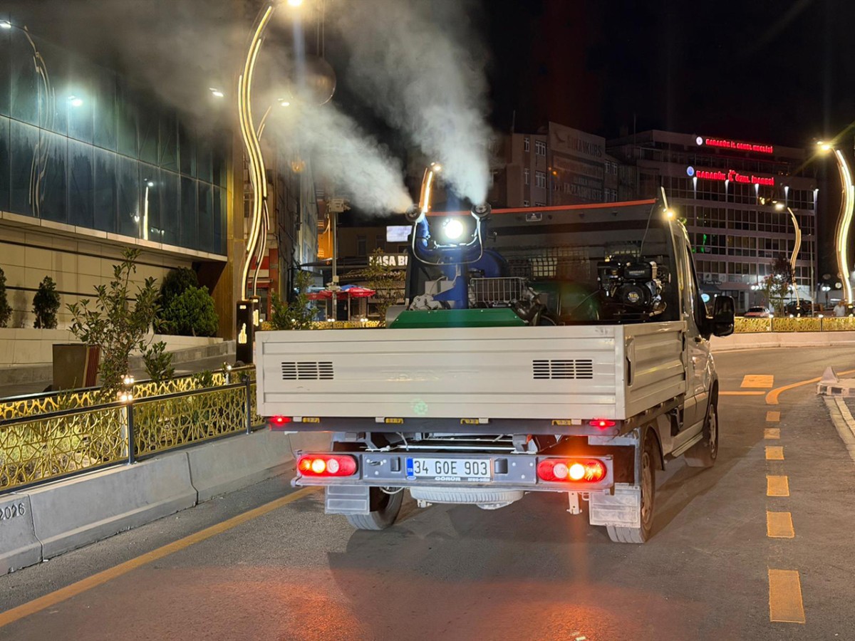 KARABÜK BELEDİYESİNDEN SİNEK VE HAŞERELERE KARŞI YOĞUN MÜCADELE