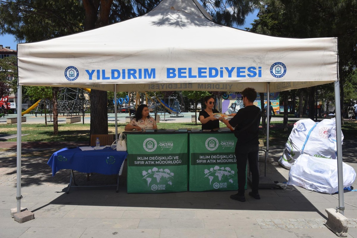 YILDIRIMDA SIFIR ATIK SEFERBERLİĞİ EMEKTAR KİTAPLAR CEP HARÇLIĞI OLUYOR