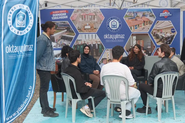 Yıldırım'da üniversite öğrencilerine sıcak karşılama