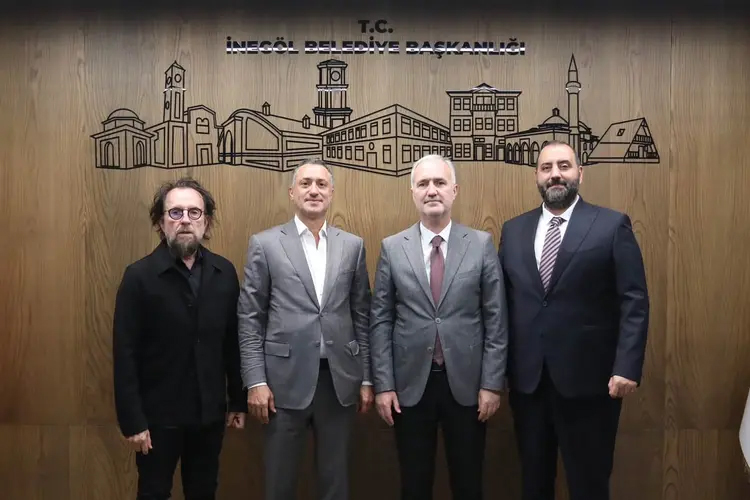 İnegöl İlçe Stadyumu için imzalar atıldı