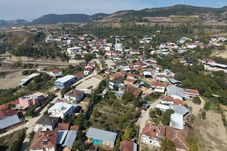 Yenişehir'in ulaşım ağı Büyükşehir'le güçleniyor