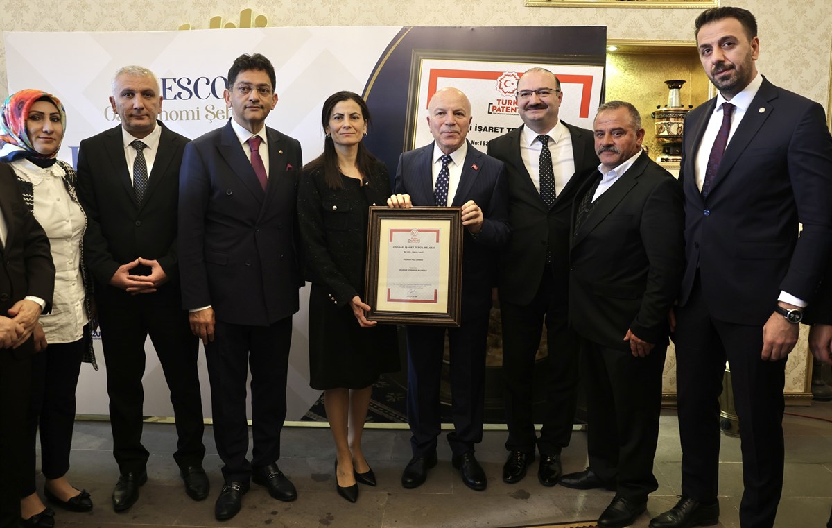 ERZURUM MUTFAĞINDA TARİHİ BAŞARI: MEŞHUR PAÇA ÇORBASI RESMEN TESCİLLENDİ