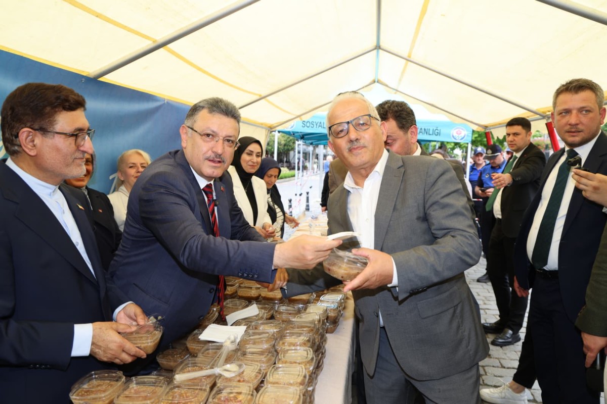 TRABZON'DA BÜYÜK BULUŞMA: TAM 3 BİN KİŞİYE İKRAM EDİLDİ