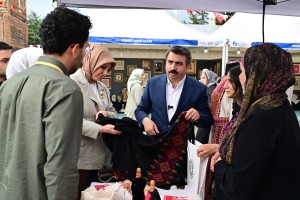 YILDIRIM'DA BÜYÜK BAŞARI: 14 KADIN KOOPERATİFİ YILIN EN RENKLİ FESTİVALİNDE BULUŞTU