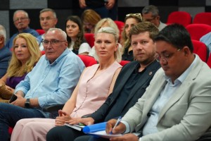 BİLECİK'TE ULAŞIM REFORMU İÇİN ORTAK AKIL: BAŞKAN MELEK MIZRAK SUBAŞI EN KONFORLU SİSTEM İÇİN ESNAF VE HALKI BULUŞTURDU!
